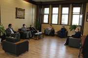 مدیرکل دامپزشکی استان تهران در جهت حل مشکلات دامداران با فرماندار شهرستان ورامین دیدار و گفتگو کرد.